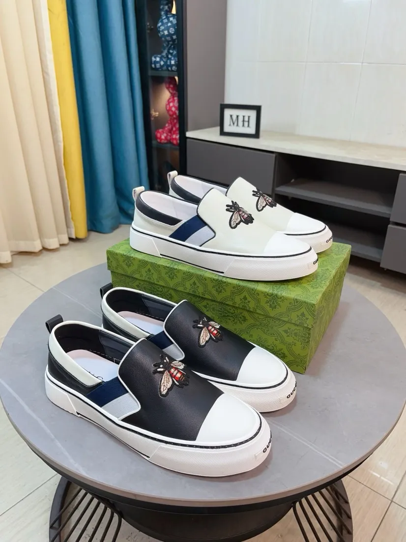 Men's shoes 💰458🌹🌹GUCCI [Gucci] New high-end brand of men's shoes, the latest fashionable casual men's shoes, trendy and versatile, relaxed and sporty style, uppers imported from Italy, first-layer cowhide, genuine leather lining, and ultra-fine workmanship. Original personalized fashionable rubber wear-resistant outsole, light and comfortable on the foot, size 38-44